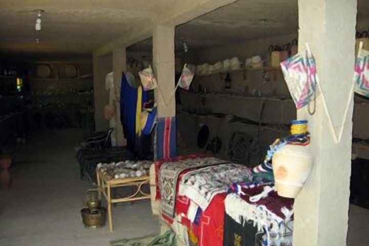 Gift Shop 12 of 39