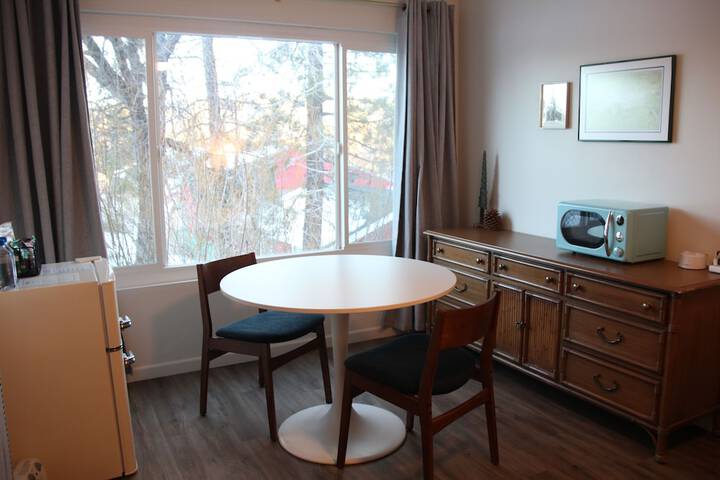 Room 8 of 42