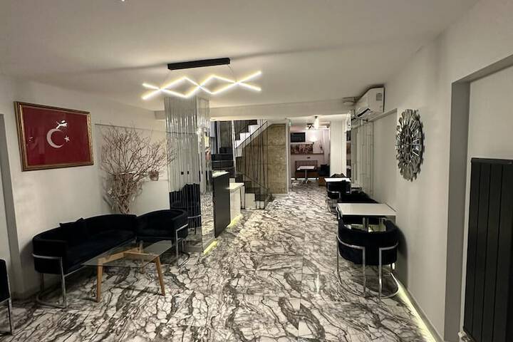 Hotel Interior 4 of 30
