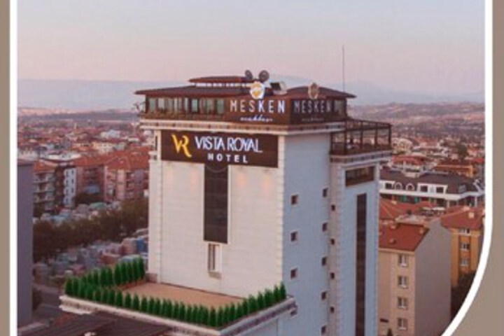 VISTA ROYAL HOTEL