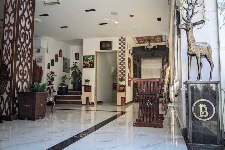 Hotel Interior 22 of 105