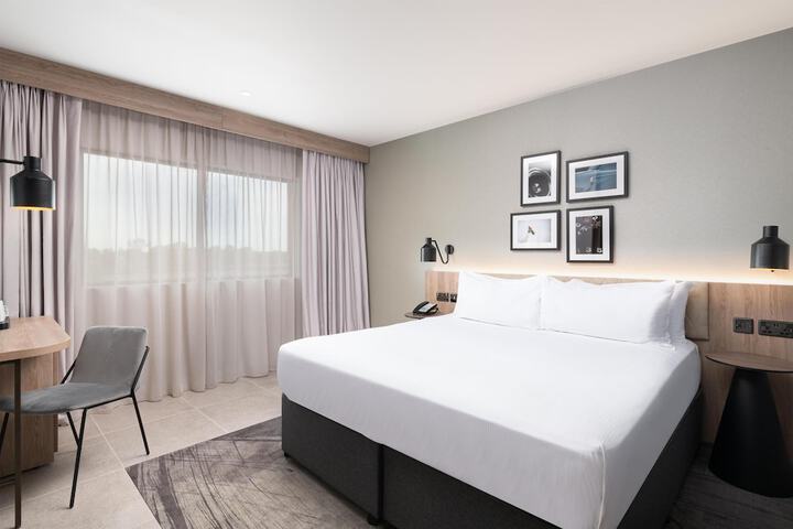 Room 12 of 60