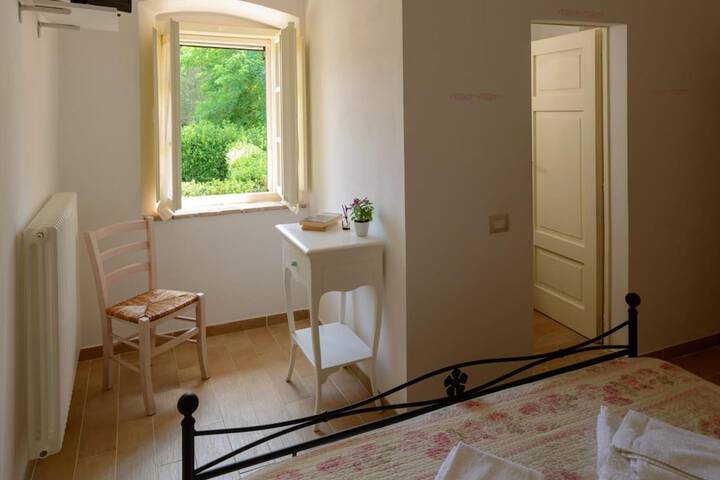 Room 15 of 61