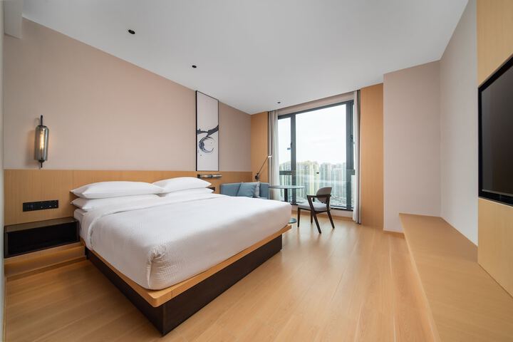 Room 7 of 58