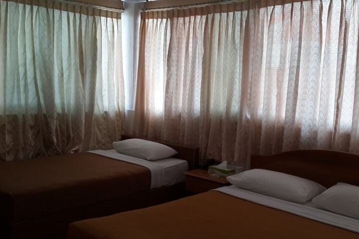 Room 9 of 51