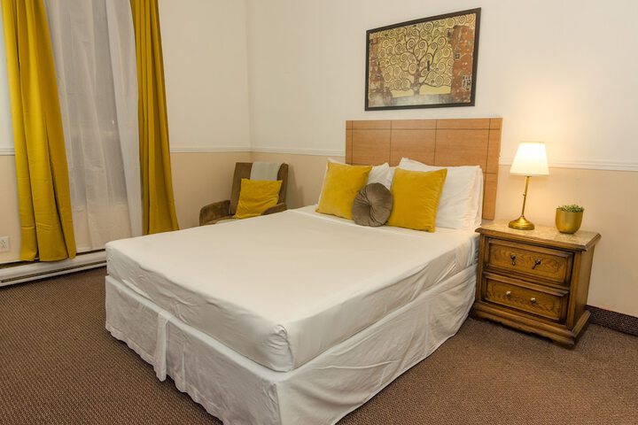 Room 21 of 87