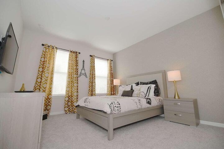 Room 2 of 50