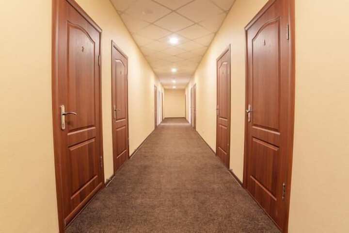 Ballroom/Hall 24 of 27