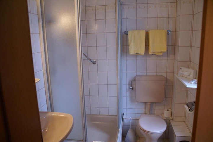 Room 29 of 65