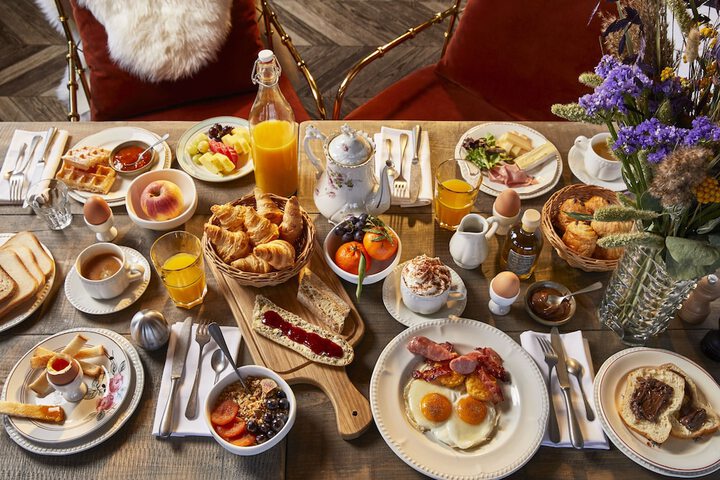 Breakfast/Coffee Service 58 of 72