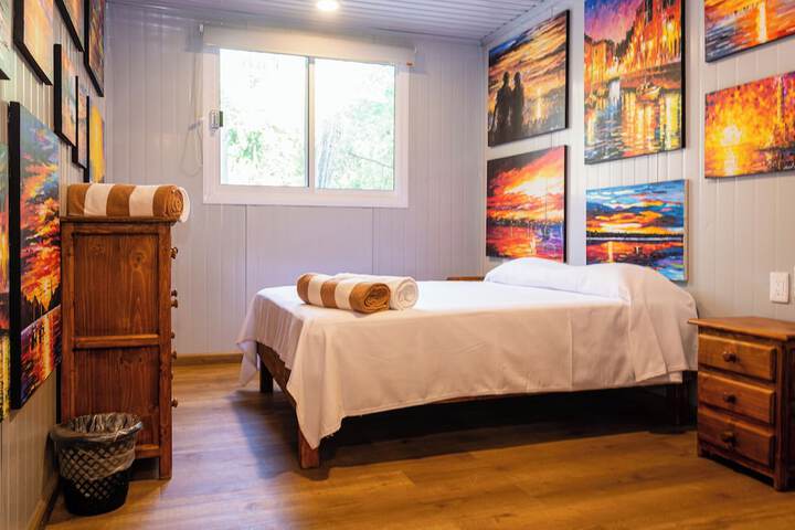 Room 2 of 74