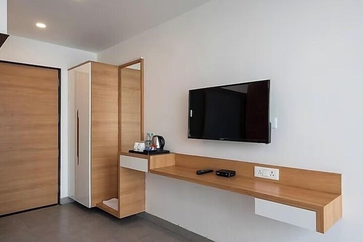 Room 14 of 51