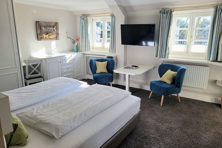 Room 8 of 58