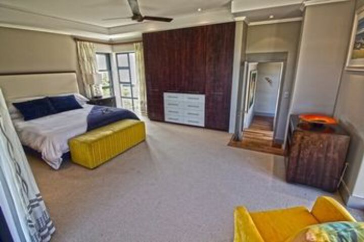 Room 16 of 26