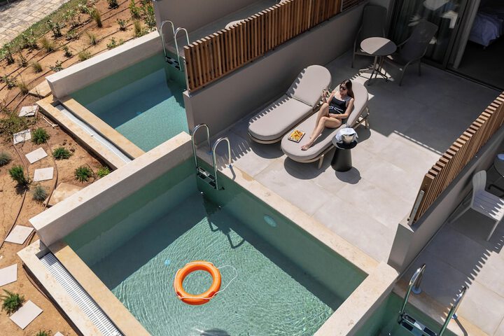 Terrace/Patio 72 of 160