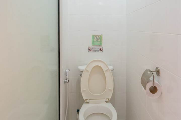 Room 126 of 149