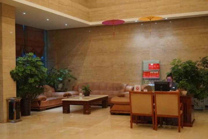 Dongfang Yuehai Hotel