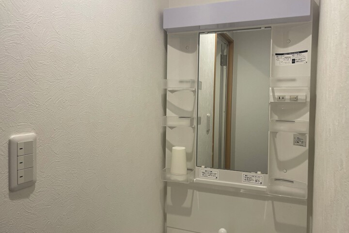 Room 128 of 149