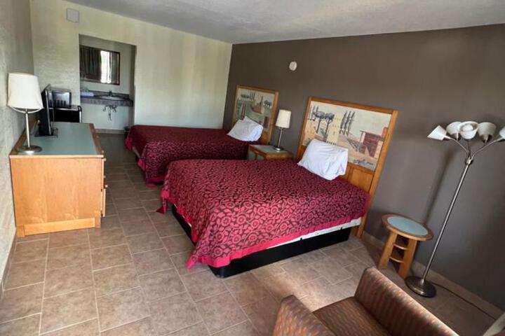 1 Double Bed (1 of 6)