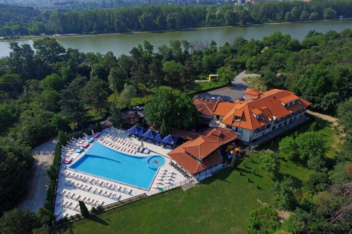 Hotel Ostrova