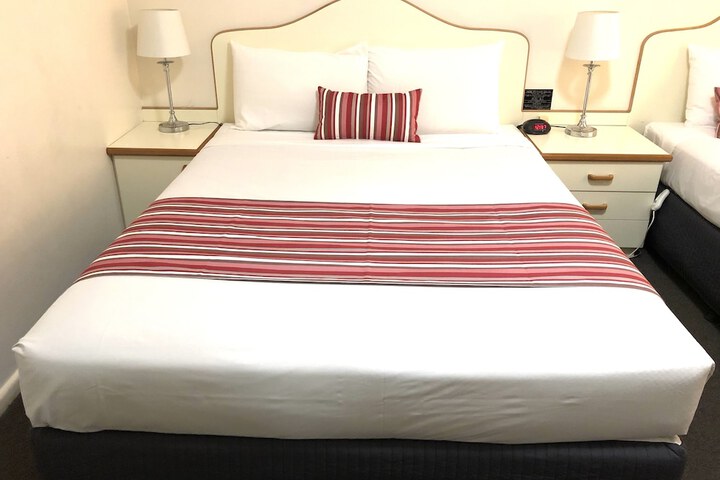 Room 16 of 59