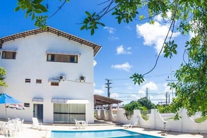 Pools & Facilities