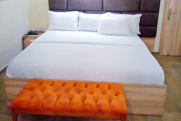 Room 29 of 44