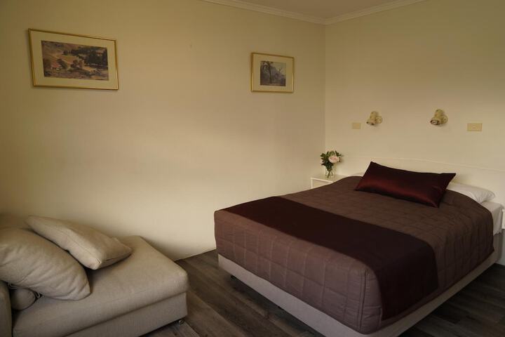 Room 20 of 34