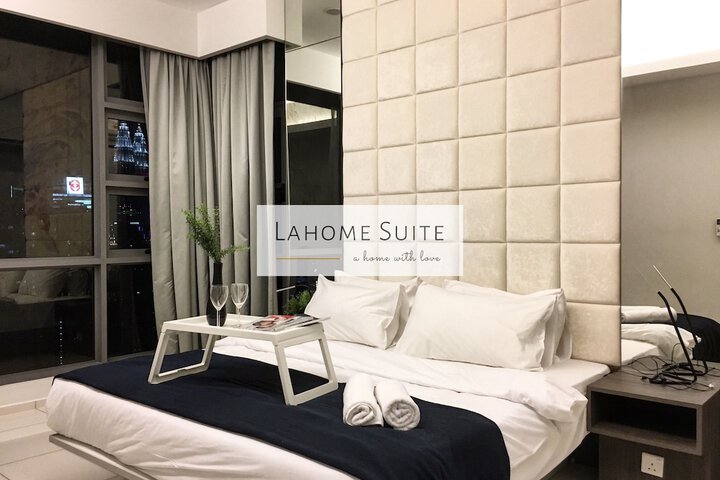 Room 12 of 49