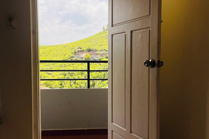 Room 2 of 42