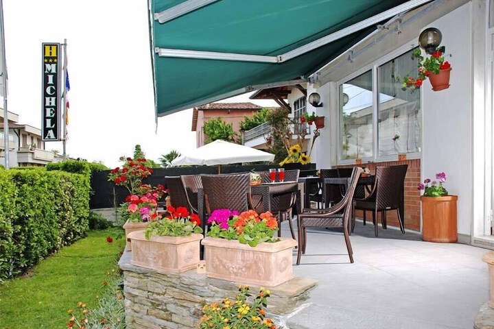 Terrace/Patio 65 of 68