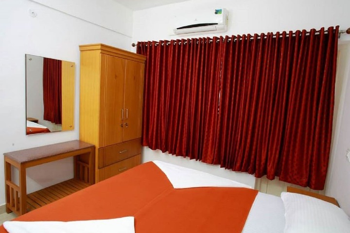 Room 17 of 61