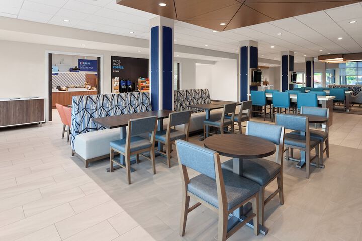 Breakfast/Coffee Service 49 of 62