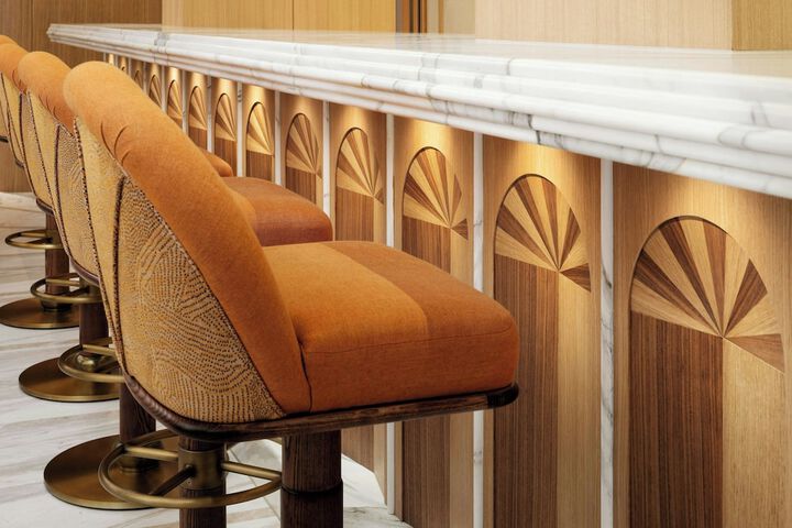 Lounge 57 of 74