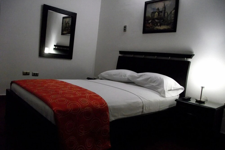 Room 5 of 30