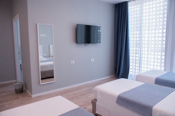 Room 21 of 45