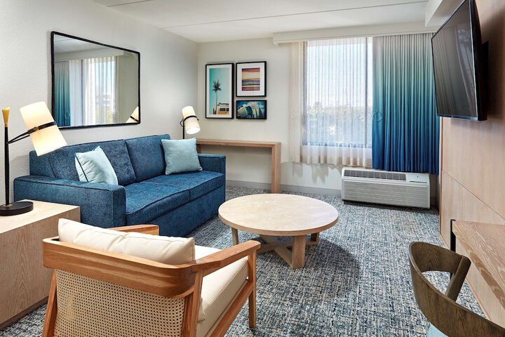 Room 18 of 61