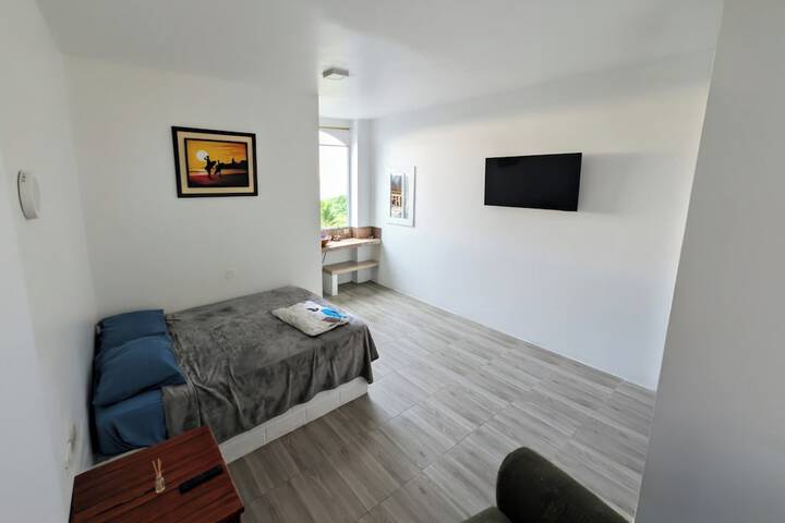 Room 6 of 29