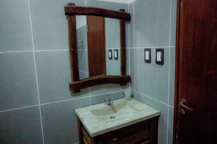 Room 21 of 28