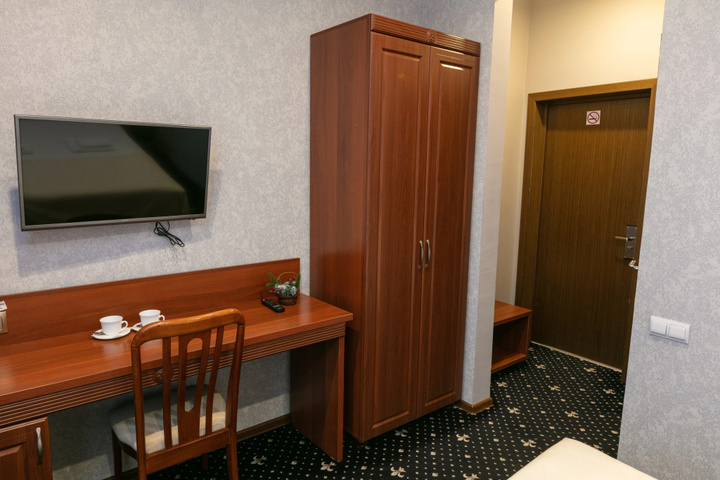 Room 36 of 50