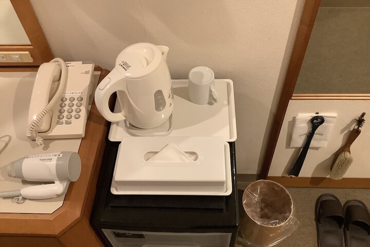 Room 6 of 40
