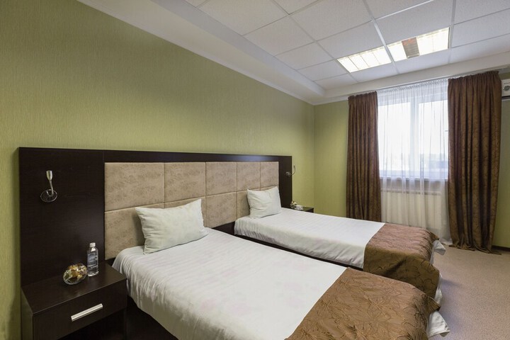 Room 25 of 90
