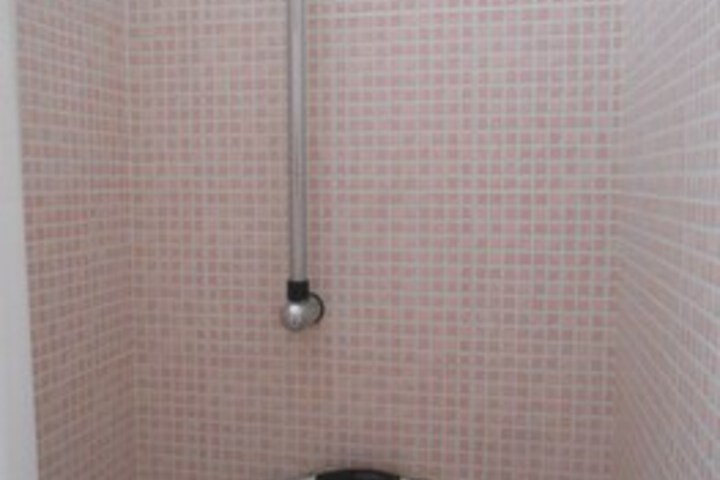 Room 4 of 30