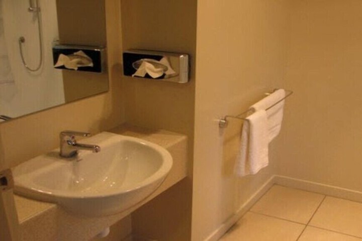 Room 14 of 20