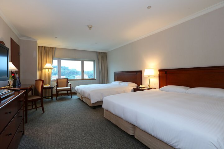 Room 20 of 43
