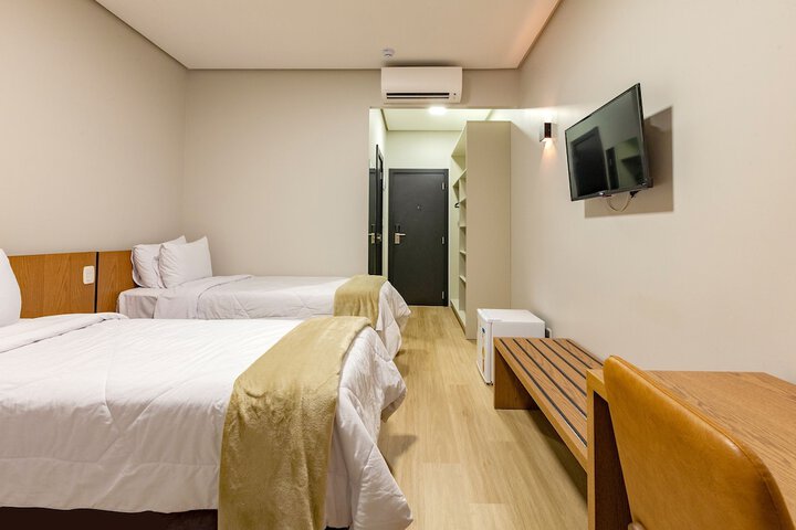 Room 11 of 62
