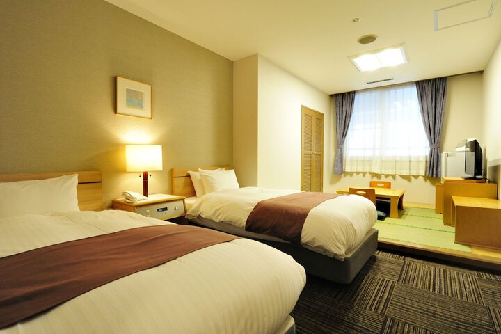 Room 14 of 105