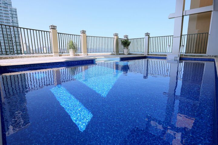 Pool 34 of 50