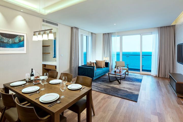 Room 60 of 181