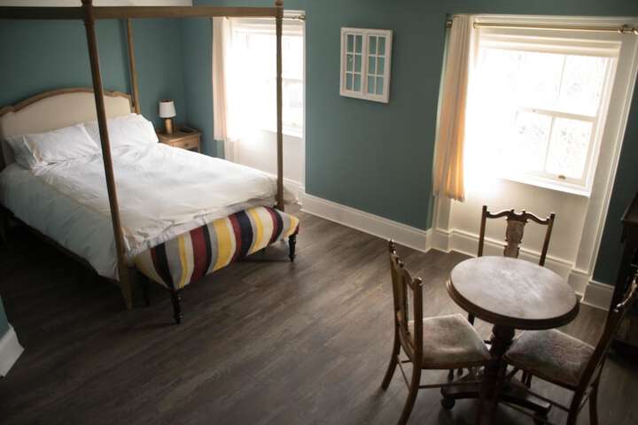Room 3 of 22